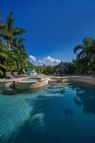 110 CARLYLE CIRCLE, Palm Harbor, FL 34683