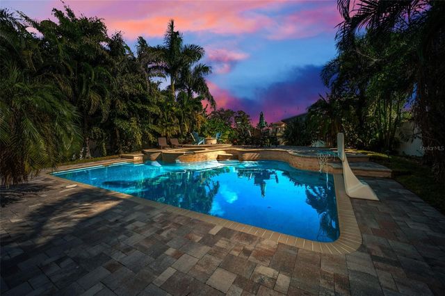 110 CARLYLE CIRCLE, Palm Harbor, FL 34683