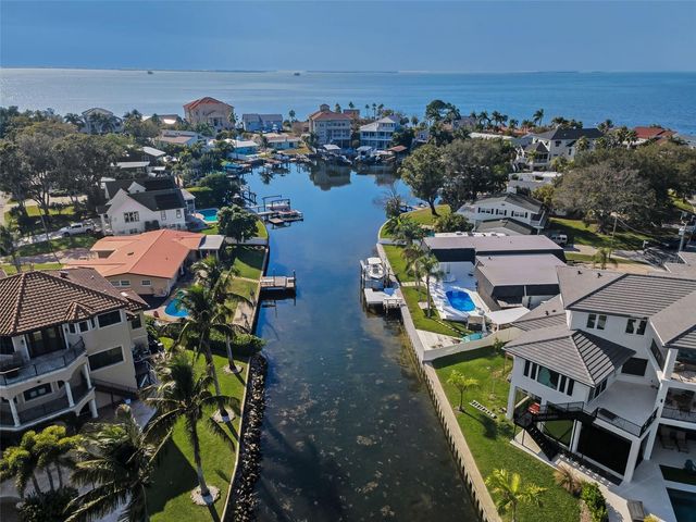 110 CARLYLE CIRCLE, Palm Harbor, FL 34683