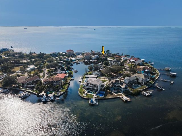 110 CARLYLE CIRCLE, Palm Harbor, FL 34683