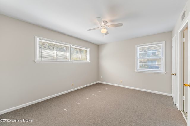 2220 Heather Ln 8, Louisville, KY 40218