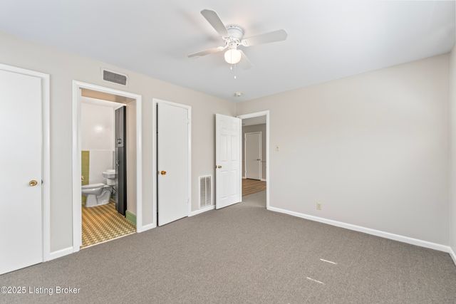 2220 Heather Ln 8, Louisville, KY 40218