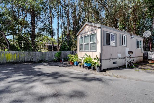 2546 Capitola Road, Santa Cruz, CA 95062