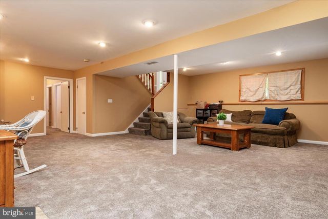 2194 HALLMARK CT, Gambrills, MD 21054