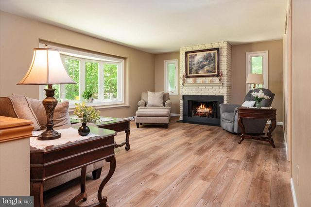 2194 HALLMARK CT, Gambrills, MD 21054
