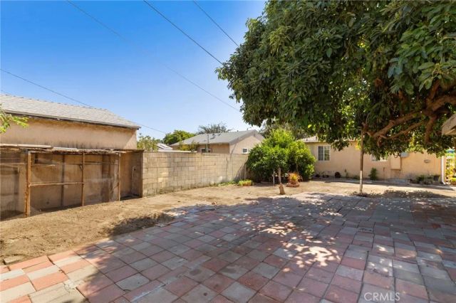 2725 Adriatic Avenue, Long Beach, CA 90810