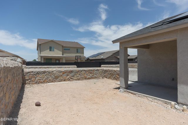 2725 MIKE PRICE Drive, El Paso, TX 79938