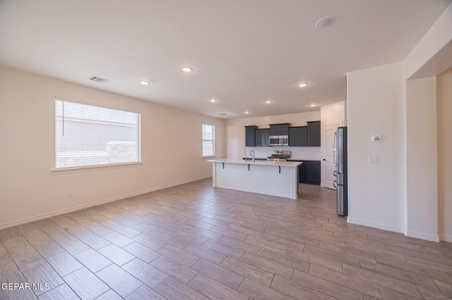 2725 MIKE PRICE Drive, El Paso, TX 79938