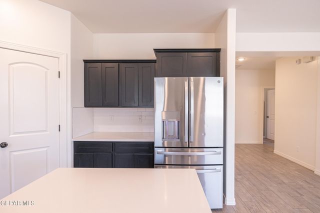 2725 MIKE PRICE Drive, El Paso, TX 79938