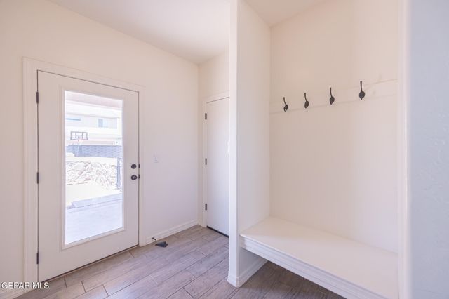 2725 MIKE PRICE Drive, El Paso, TX 79938