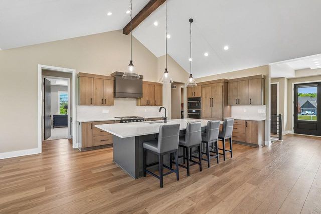 N69W17970 Haven DRIVE, Menomonee Falls, WI 53051