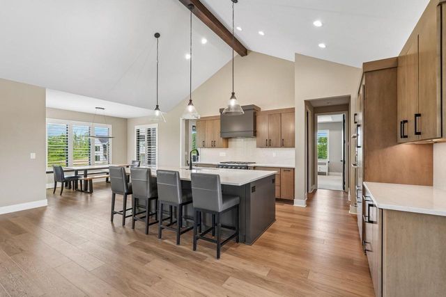 N69W17970 Haven DRIVE, Menomonee Falls, WI 53051