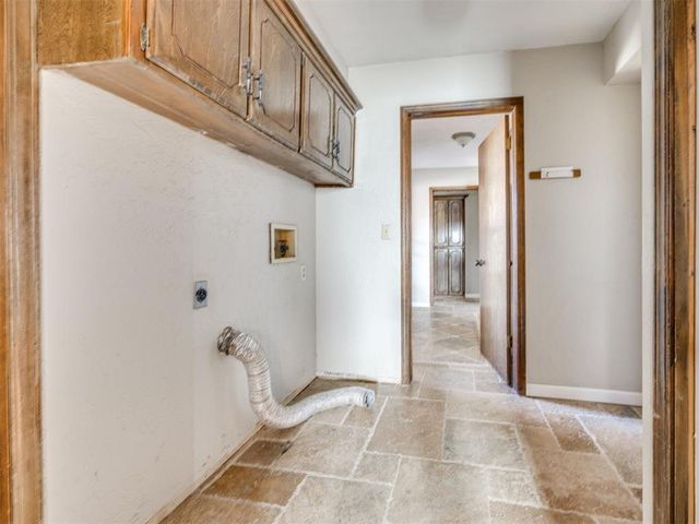 313 W Grand Teton Court, Yukon, OK 73099