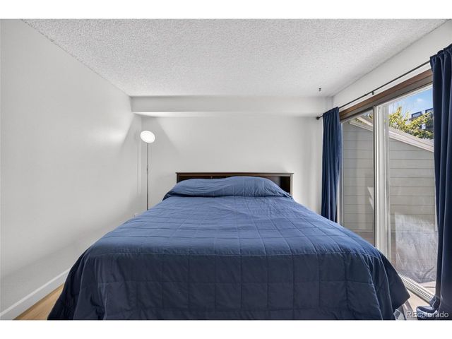 540 S Forest St 4-202, Denver, CO 80246