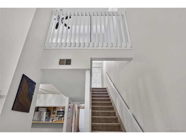 540 S Forest St 4-202, Denver, CO 80246