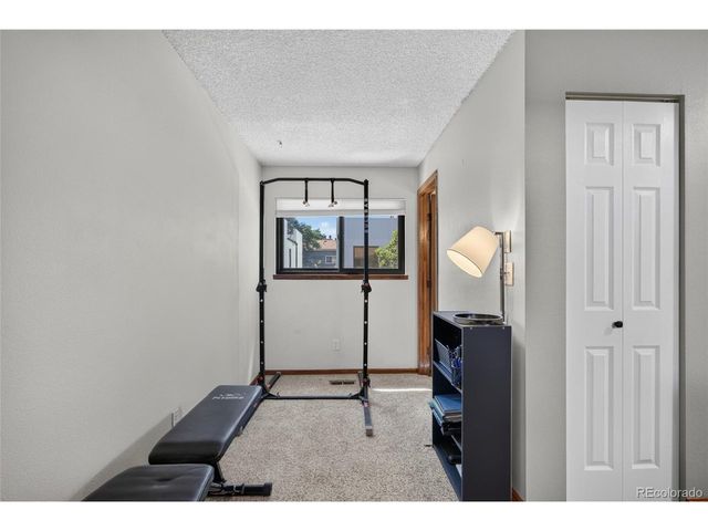 540 S Forest St 4-202, Denver, CO 80246