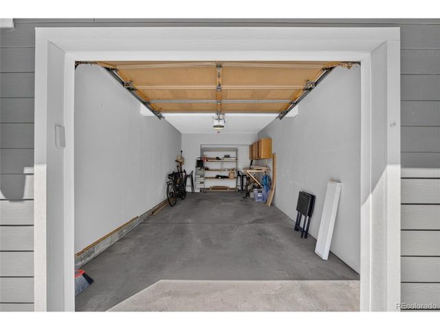 540 S Forest St 4-202, Denver, CO 80246