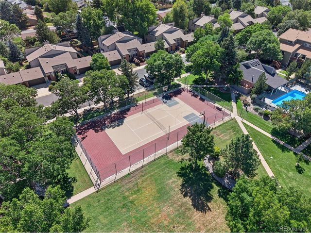 540 S Forest St 4-202, Denver, CO 80246