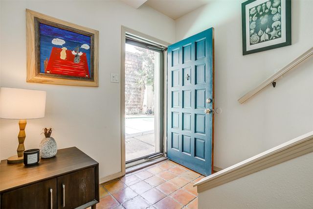 2710 Douglas Avenue 114, Dallas, TX 75219