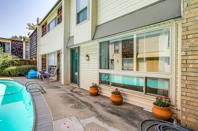 2710 Douglas Avenue 114, Dallas, TX 75219