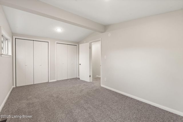 5901 Stansbury Ln, Louisville, KY 40291