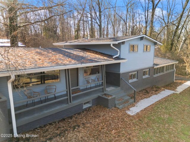 5901 Stansbury Ln, Louisville, KY 40291