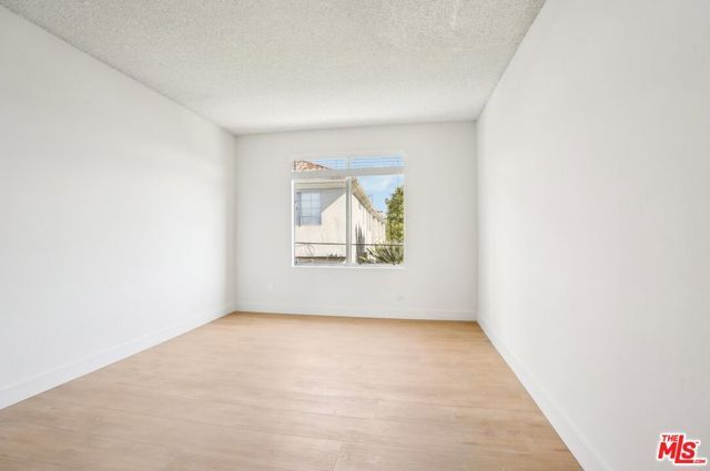 1352 S Carmelina Avenue 308, Los Angeles, CA 90025