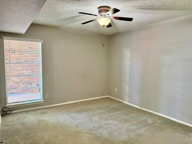 121 E 12th Street 2, Houston, TX 77008