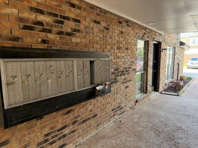 121 E 12th Street 2, Houston, TX 77008
