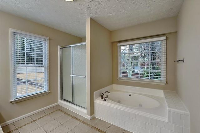 10010 Feather Sound Court, Alpharetta, GA 30022