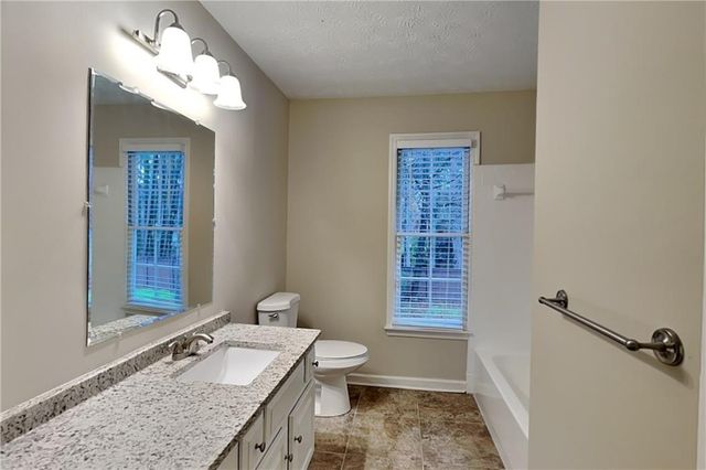 10010 Feather Sound Court, Alpharetta, GA 30022