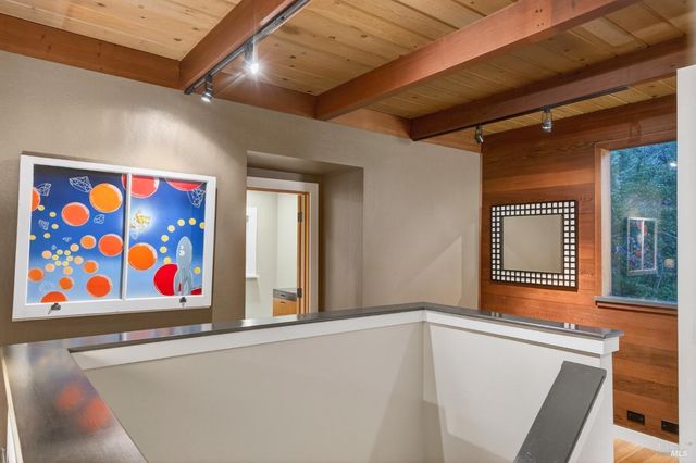 116 Hill Rd, Glen Ellen, CA 95442