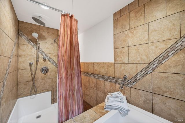 116 Hill Rd, Glen Ellen, CA 95442