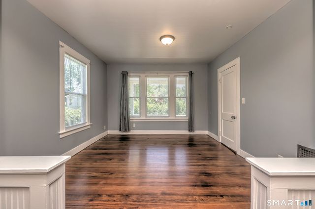 31 Winthrop Street, Meriden, CT 06451