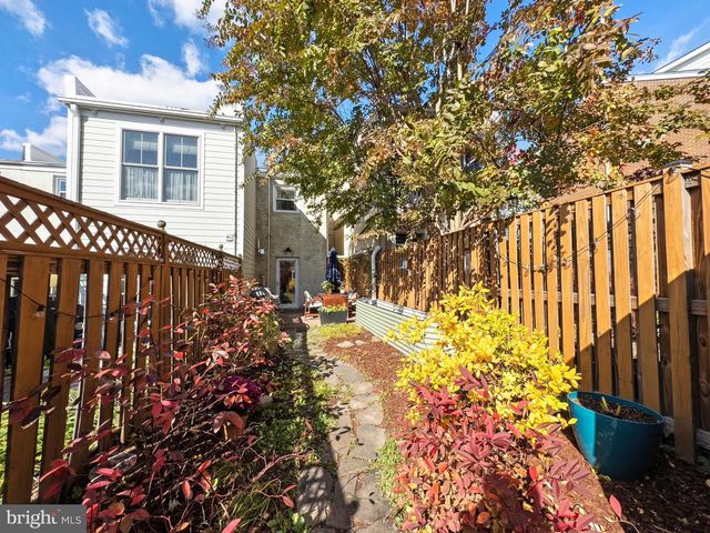 332 COMMERCE ST, Alexandria, VA 22314