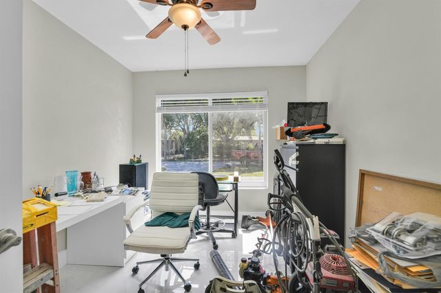 1218 SW 2ND Avenue, Pompano Beach, FL 33060