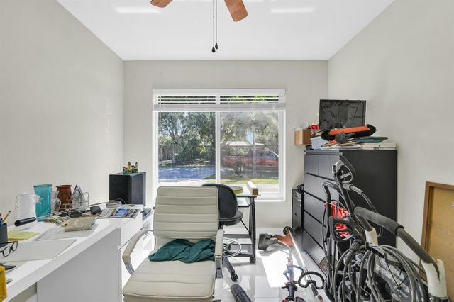 1218 SW 2ND Avenue, Pompano Beach, FL 33060