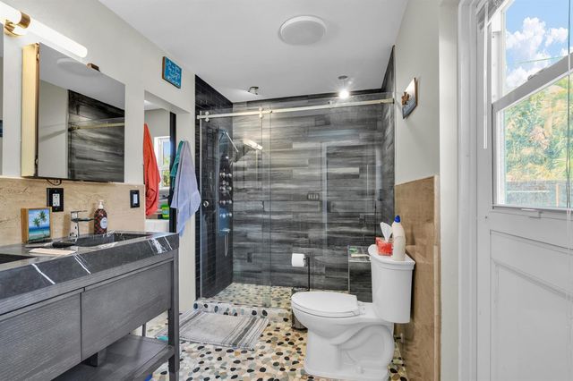 1218 SW 2ND Avenue, Pompano Beach, FL 33060