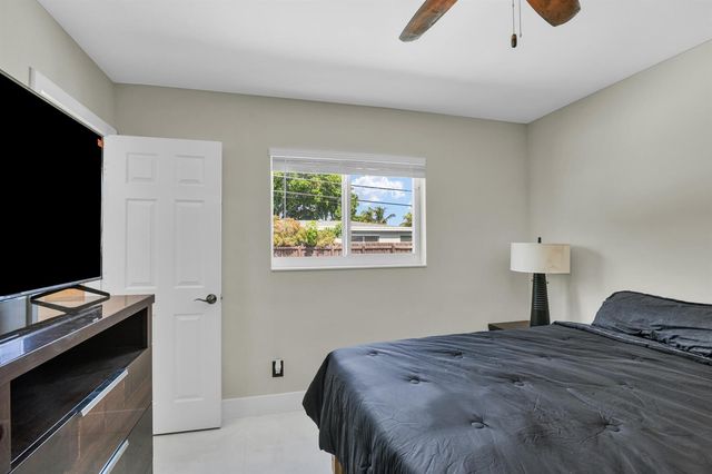 1218 SW 2ND Avenue, Pompano Beach, FL 33060