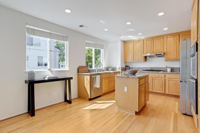 2041 Haines Place, Santa Clara, CA 95051