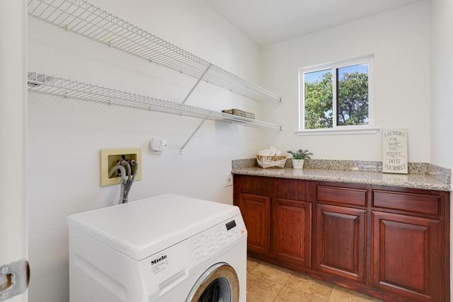 2041 Haines Place, Santa Clara, CA 95051