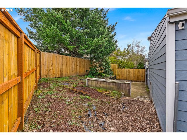 672 Sw SUNSET Way, Troutdale, OR 97060