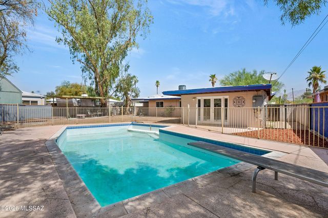 4232 E Poe Street, Tucson, AZ 85711