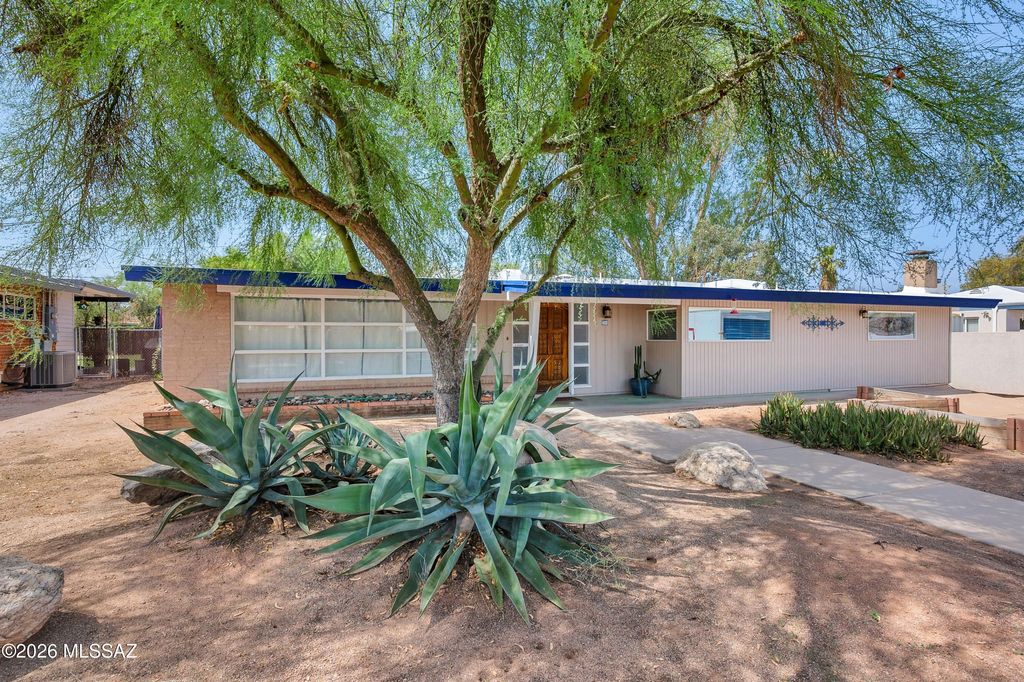 4232 E Poe Street, Tucson, AZ 85711