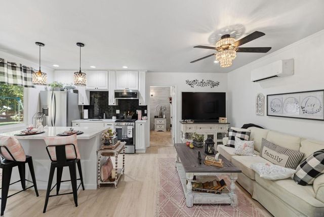 13126 Silver Saddle Ln, Poway, CA 92064