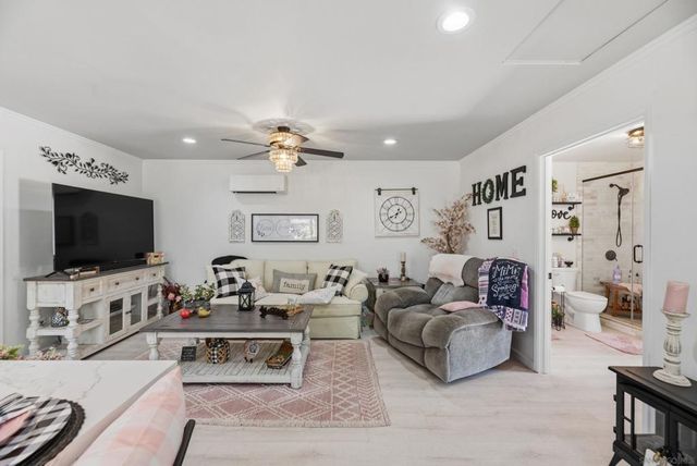 13126 Silver Saddle Ln, Poway, CA 92064