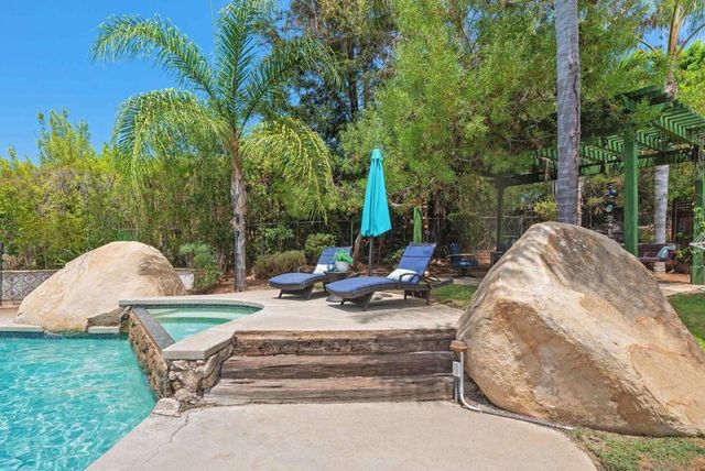 13126 Silver Saddle Ln, Poway, CA 92064