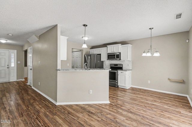 1019 Penncross Drive, Raleigh, NC 27610