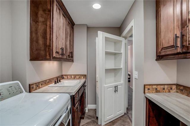 8005 Belford Street, Shawnee, KS 66218