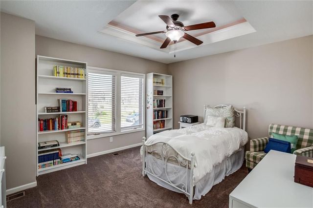 8005 Belford Street, Shawnee, KS 66218